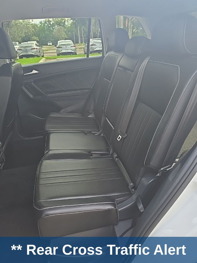 Thumbnail: 2024 Volkswagen Tiguan - 20