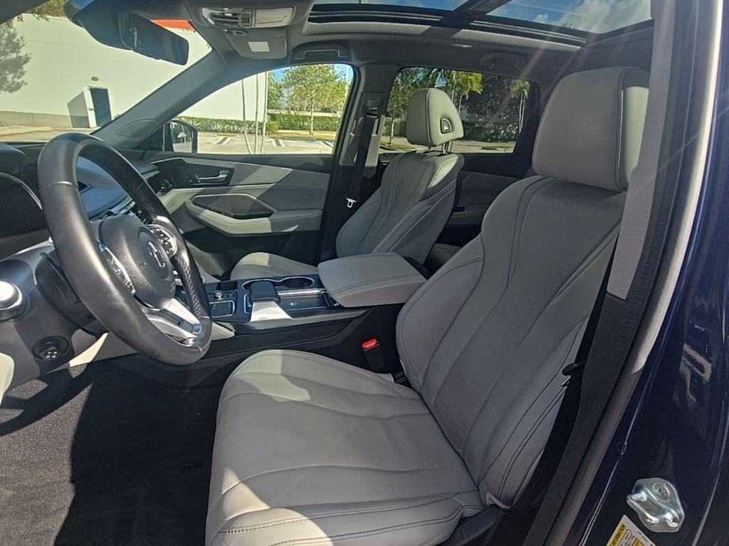 Thumbnail: 2023 Acura MDX - 28