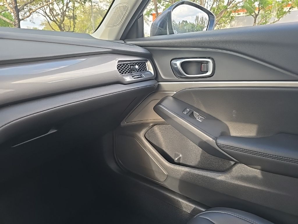 Thumbnail: 2024 Acura Integra - 24