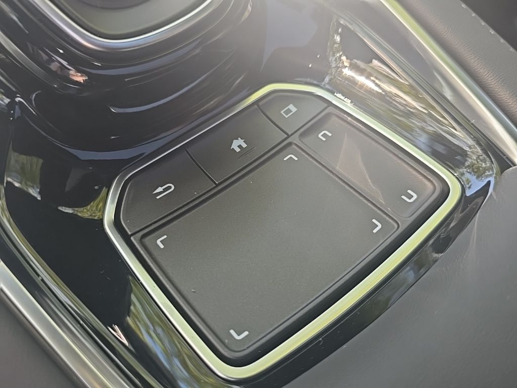 Thumbnail: 2026 Acura RDX - 25