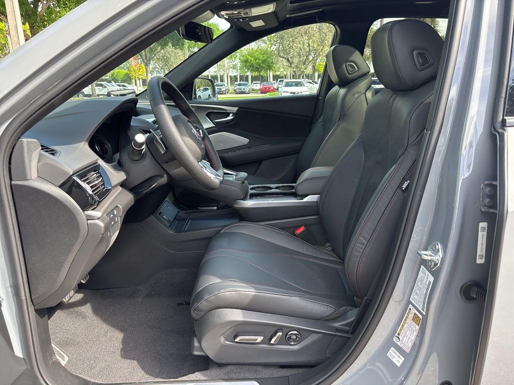 Thumbnail: 2026 Acura RDX - 12