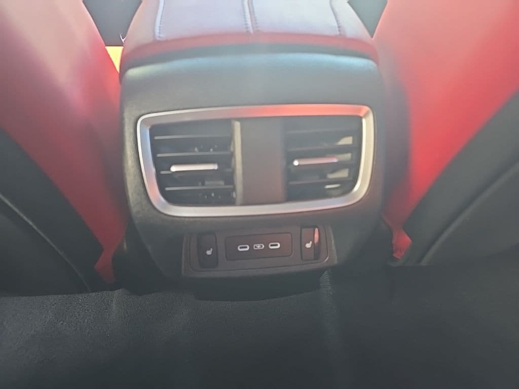 Thumbnail: 2025 Acura RDX - 31