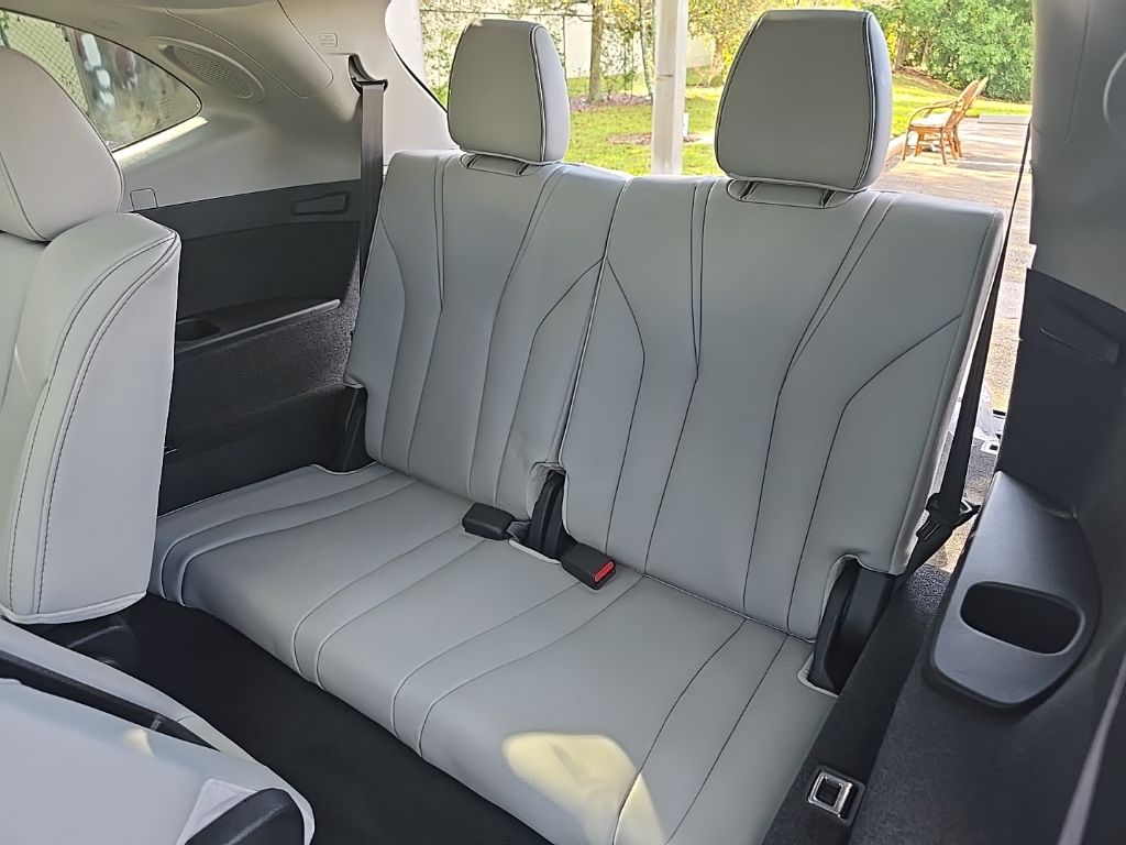 Thumbnail: 2025 Acura MDX - 33