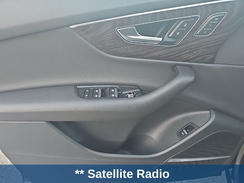 Thumbnail: 2021 Audi Q7 - 23