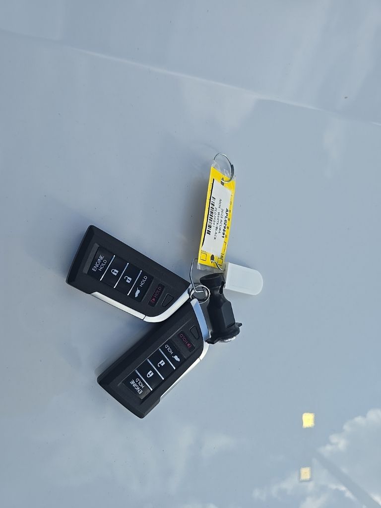 Thumbnail: 2023 Acura MDX - 39