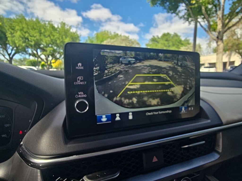 Thumbnail: 2025 Acura ADX - 21