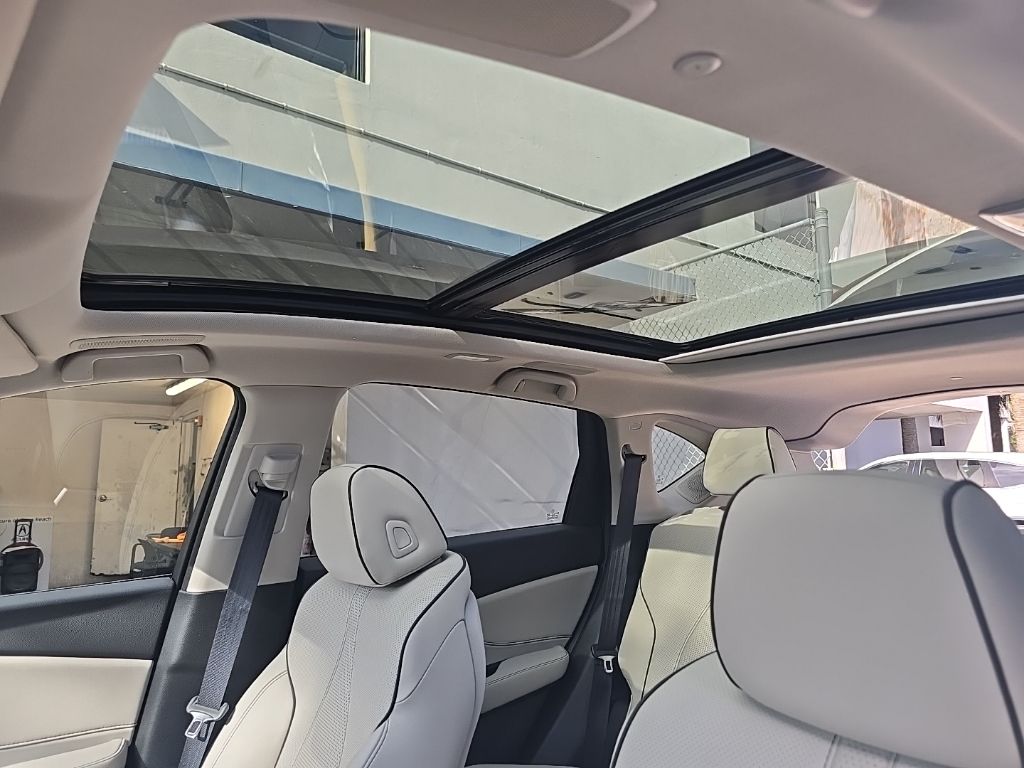 Thumbnail: 2026 Acura RDX - 27