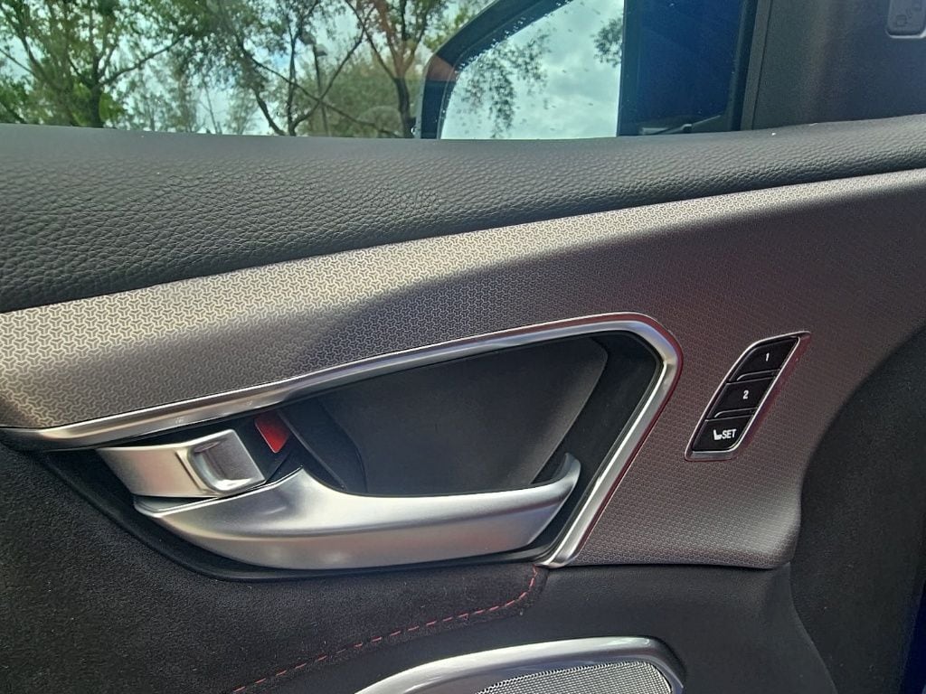 Thumbnail: 2026 Acura RDX - 14