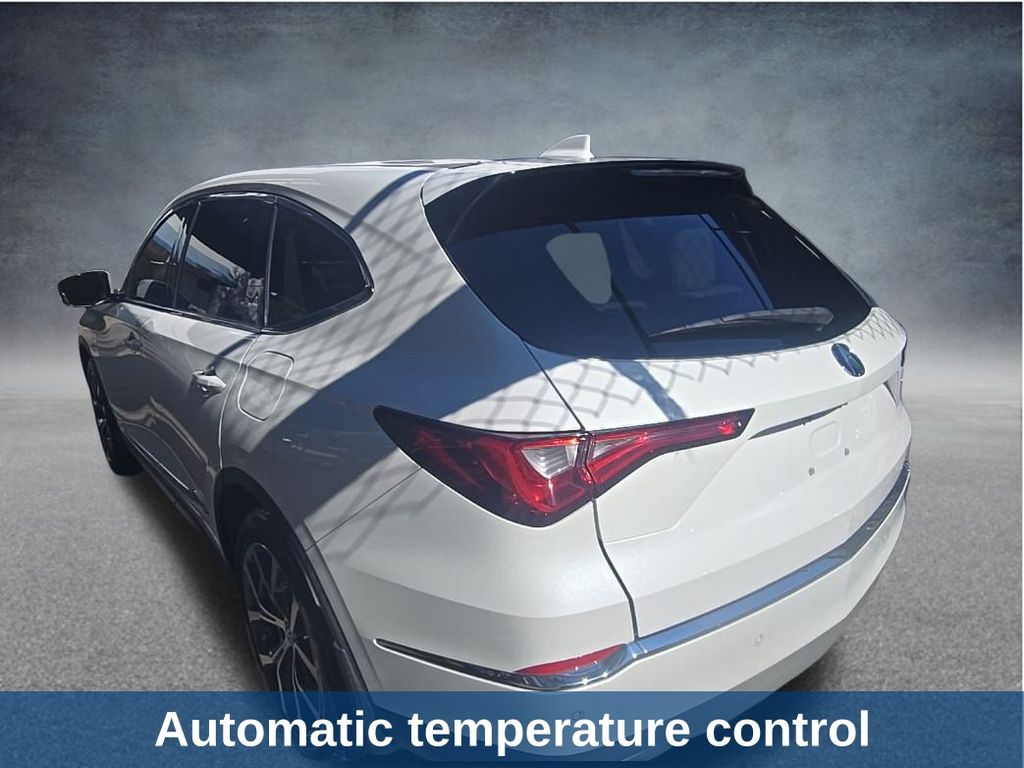 Thumbnail: 2023 Acura MDX - 11