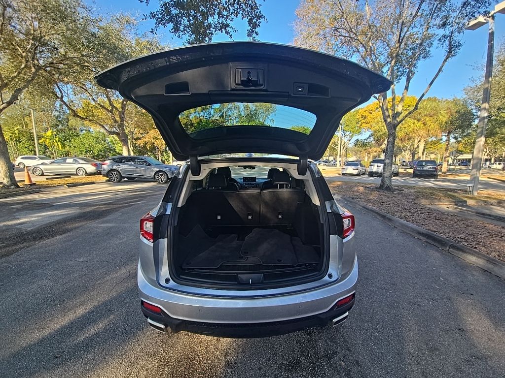 Thumbnail: 2025 Acura RDX - 25