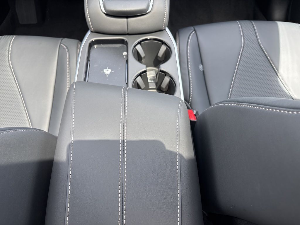 Thumbnail: 2026 Acura RDX - 27