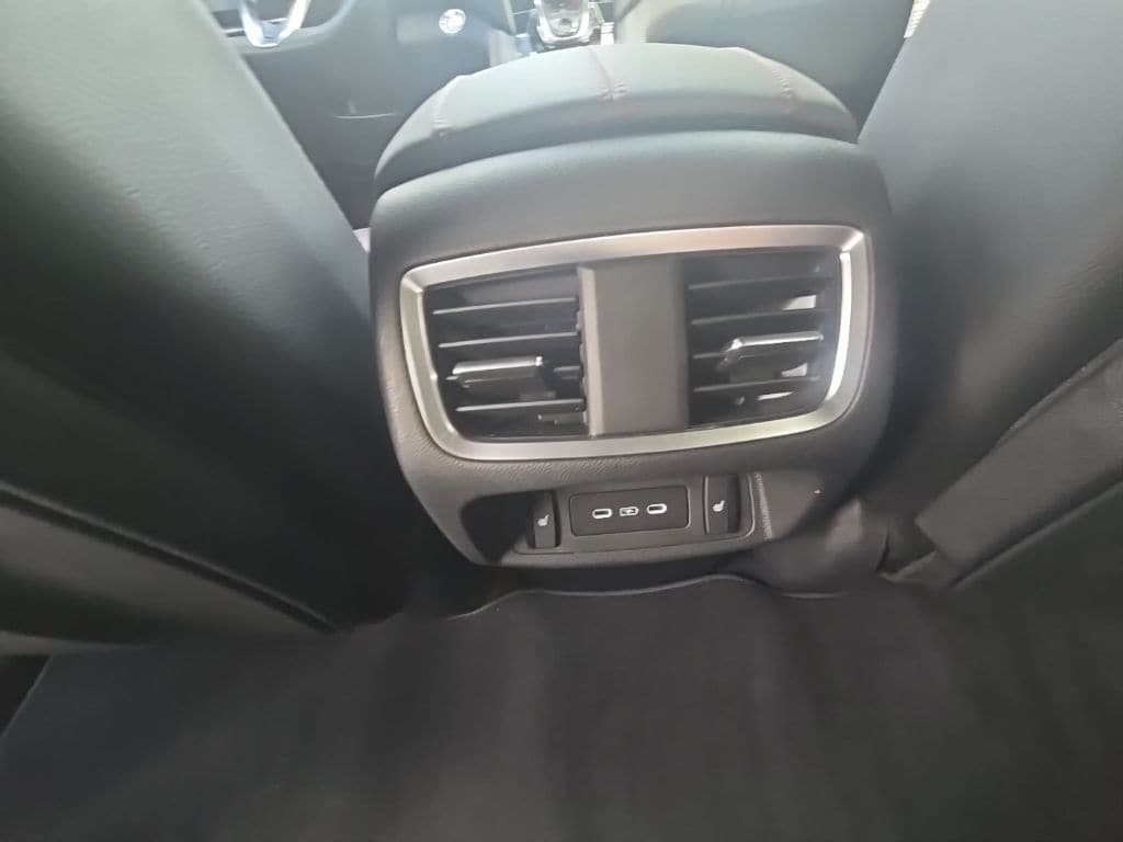 Thumbnail: 2026 Acura RDX - 31