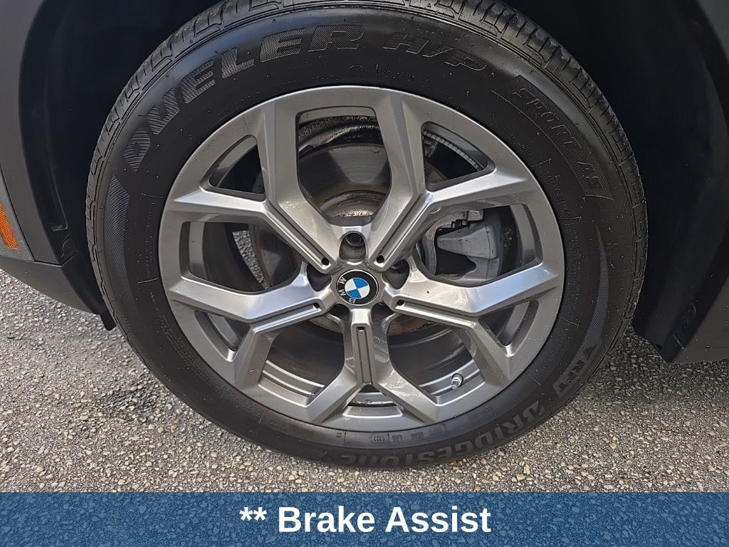 Thumbnail: 2024 BMW X3 - 10