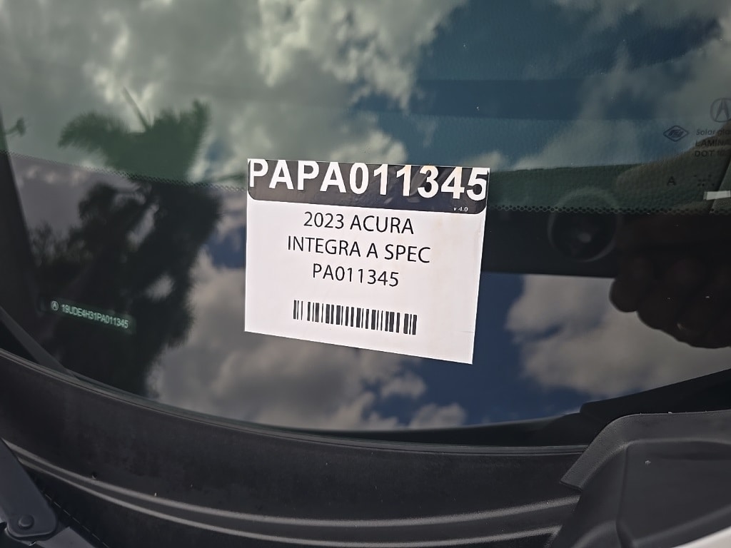 Thumbnail: 2023 Acura Integra - 11