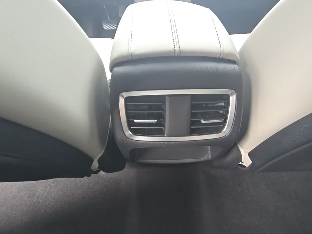 Thumbnail: 2026 Acura RDX - 23