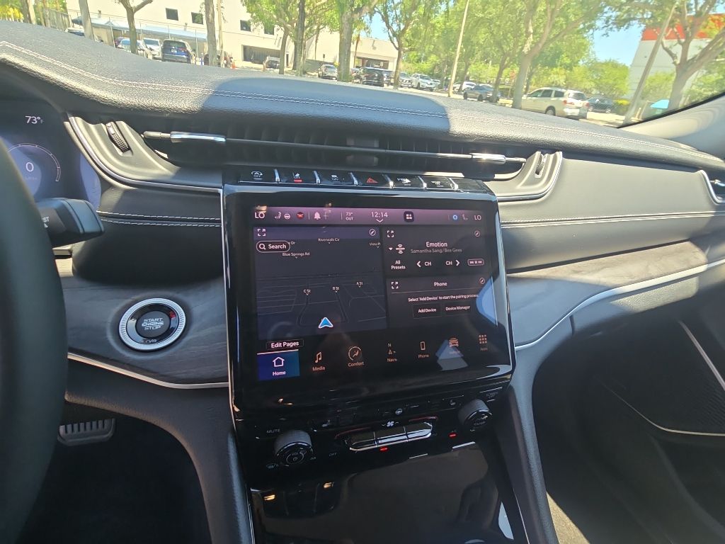 Thumbnail: 2021 Jeep Grand Cherokee L - 24
