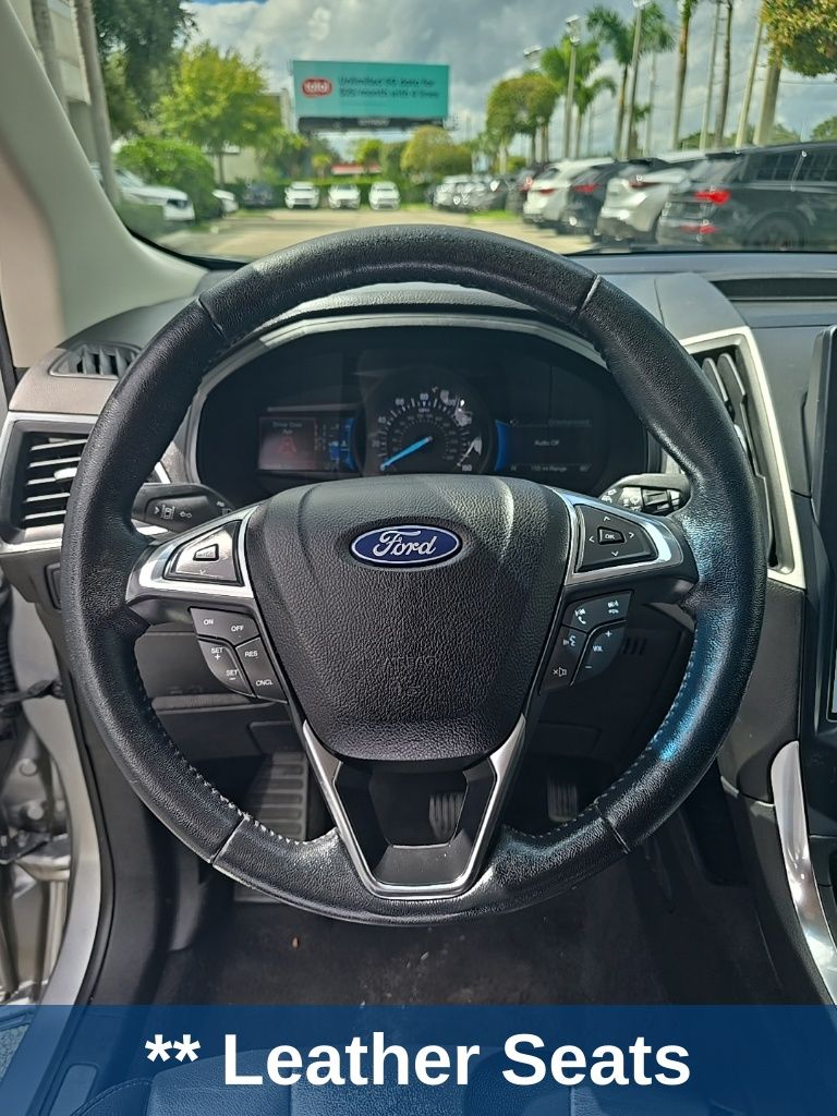 Thumbnail: 2022 Ford Edge - 17