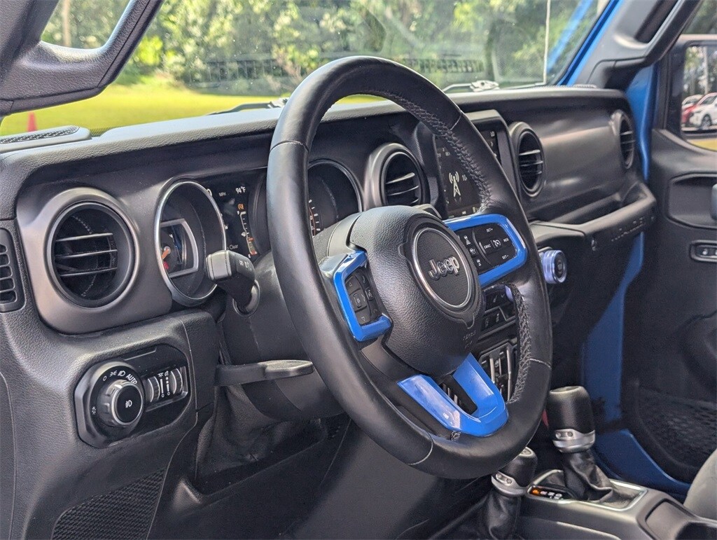 Thumbnail: 2021 Jeep Wrangler - 14