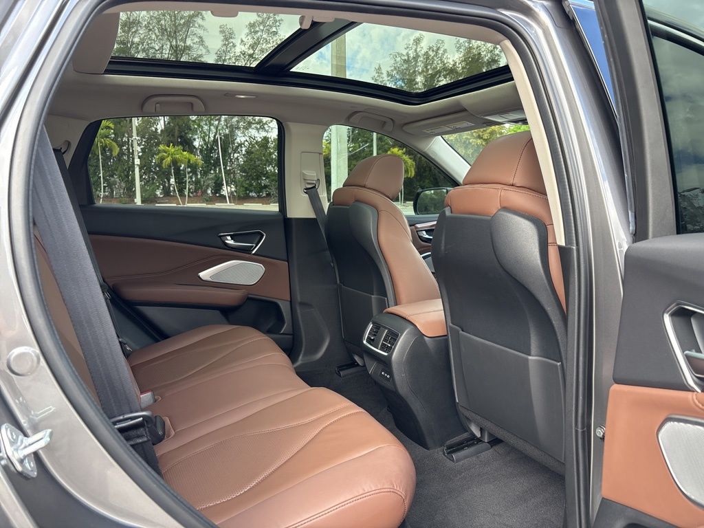 Thumbnail: 2023 Acura RDX - 18