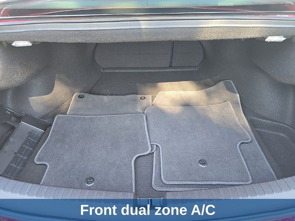 Thumbnail: 2019 Acura TLX - 9