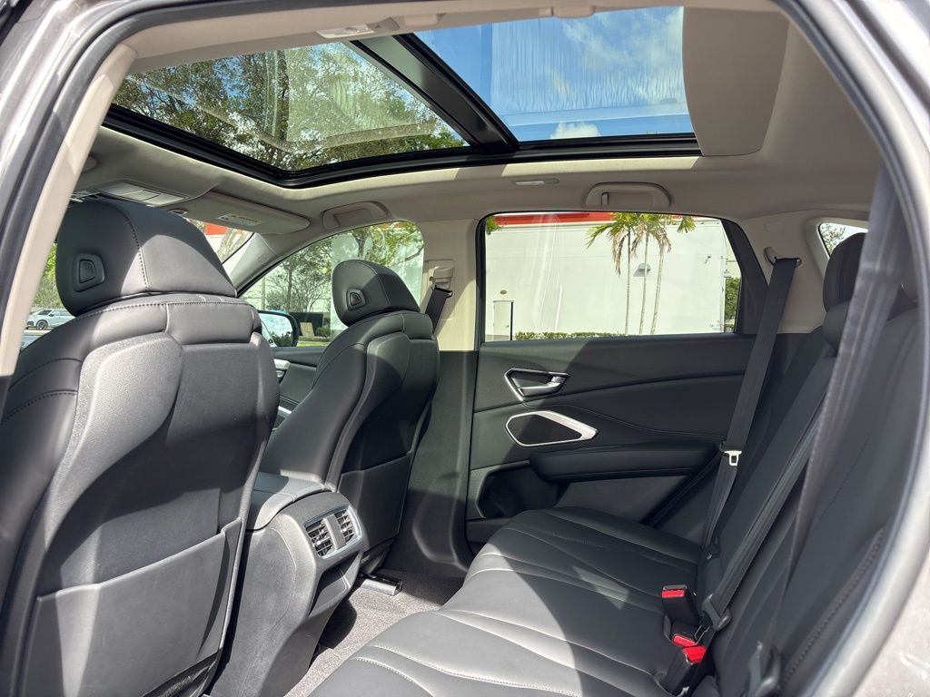 Thumbnail: 2024 Acura RDX - 18