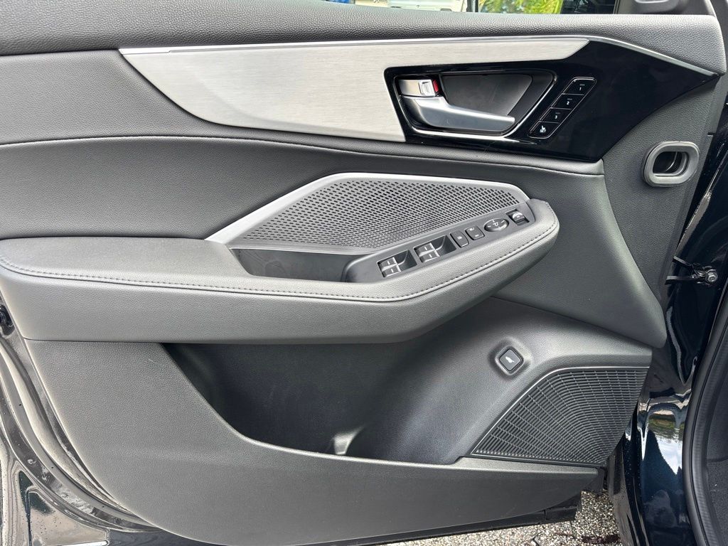 Thumbnail: 2026 Acura MDX - 17