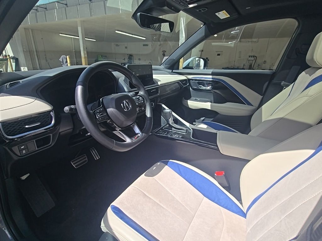 Thumbnail: 2025 Acura ADX - 11