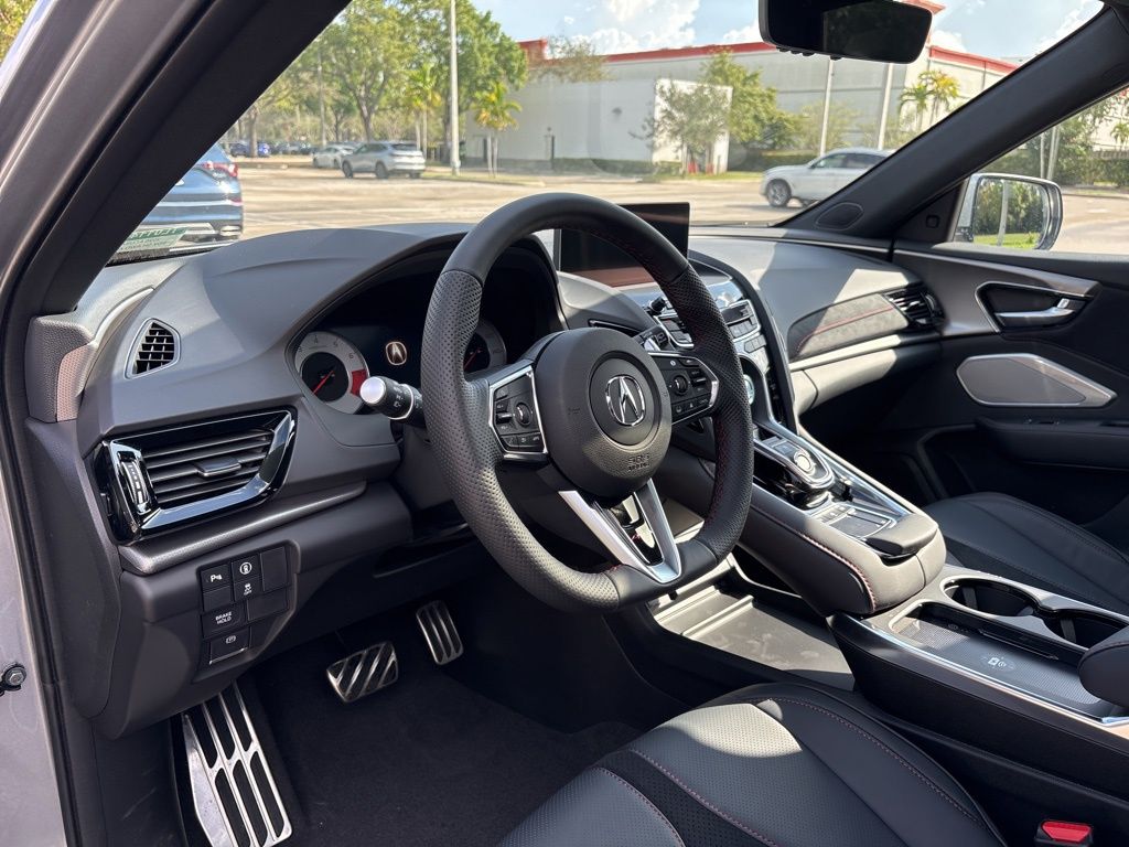 Thumbnail: 2026 Acura RDX - 14