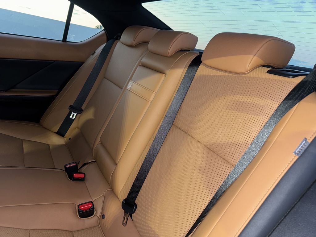 Thumbnail: 2024 Lexus IS - 23