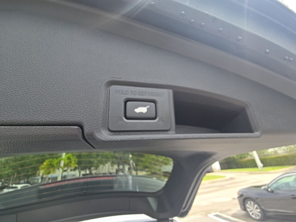 Thumbnail: 2026 Acura RDX - 34