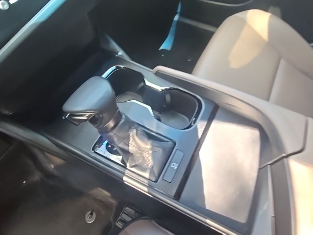 Thumbnail: 2023 Lexus ES - 22