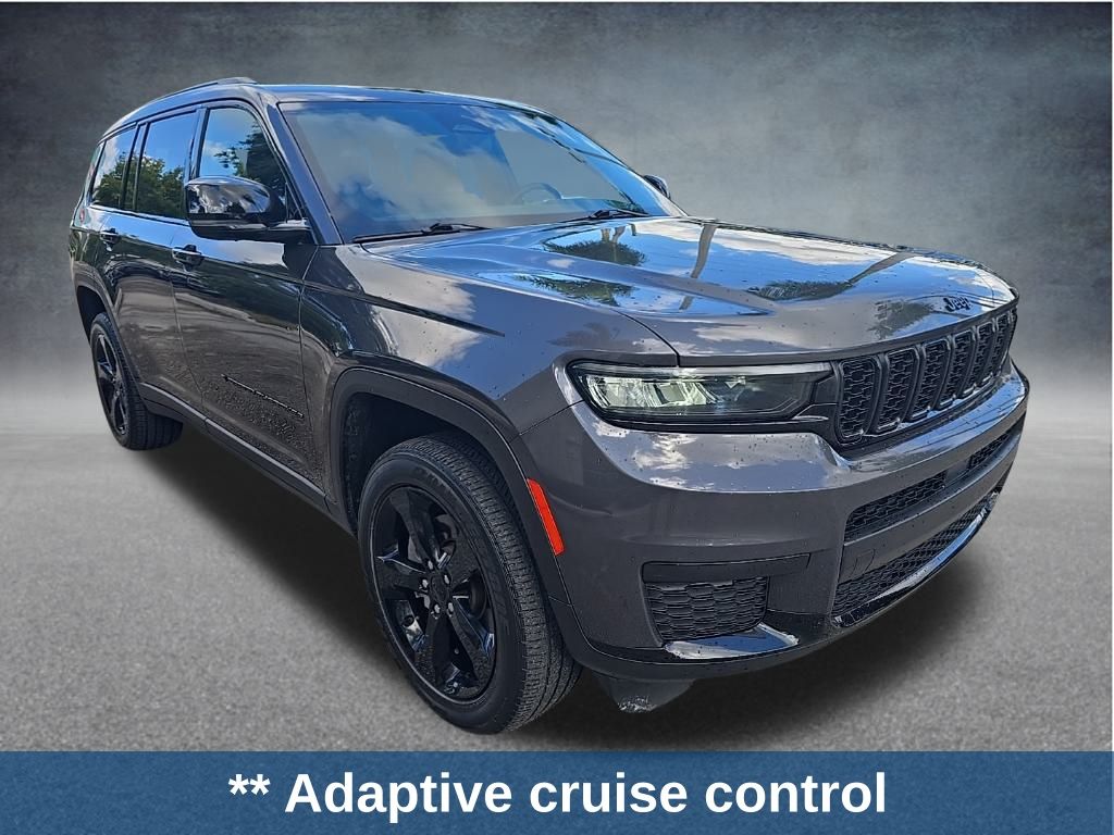 Thumbnail: 2023 Jeep Grand Cherokee - 3
