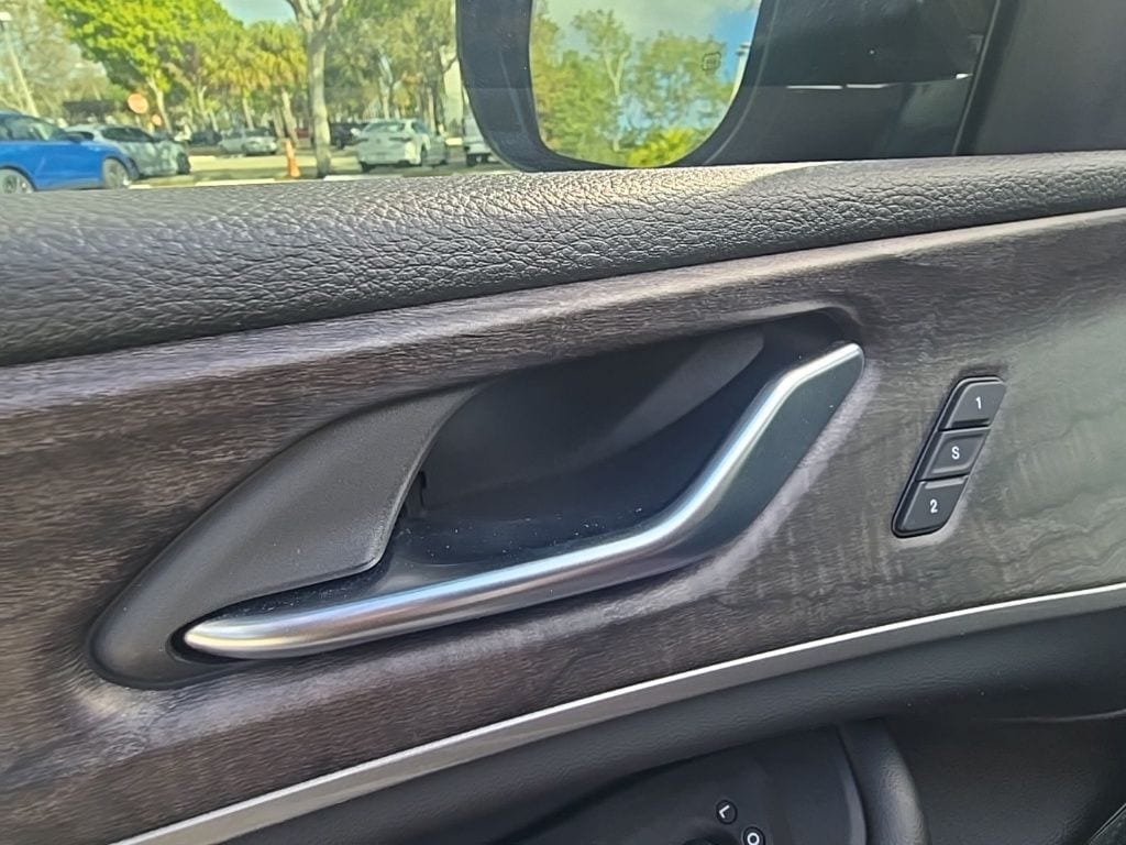 Thumbnail: 2021 Jeep Grand Cherokee L - 16