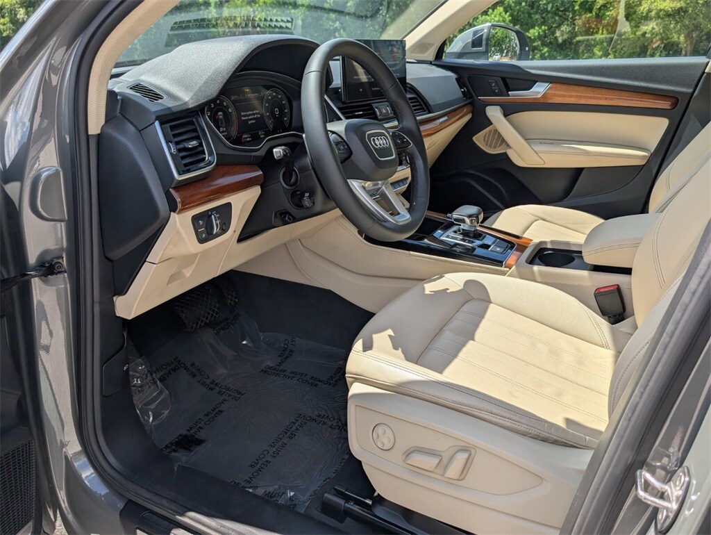 Thumbnail: 2023 Audi Q5 - 15