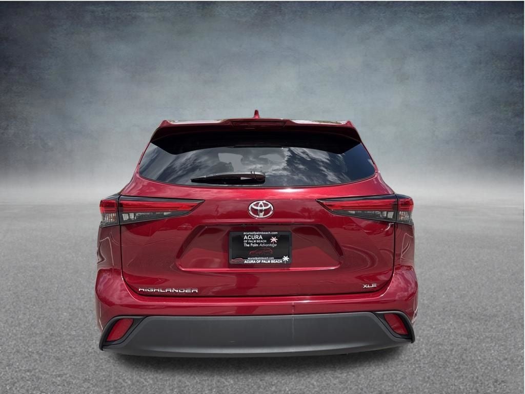 Thumbnail: 2020 Toyota Highlander - 4
