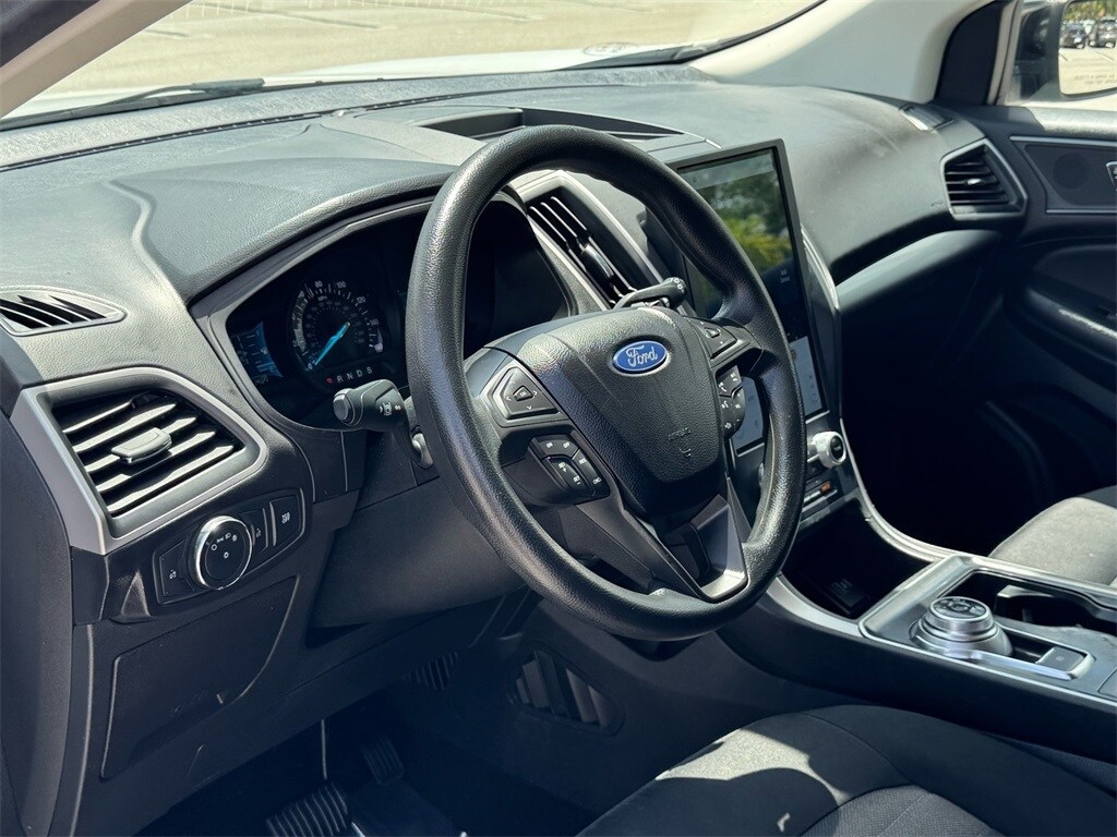 Thumbnail: 2022 Ford Edge - 12