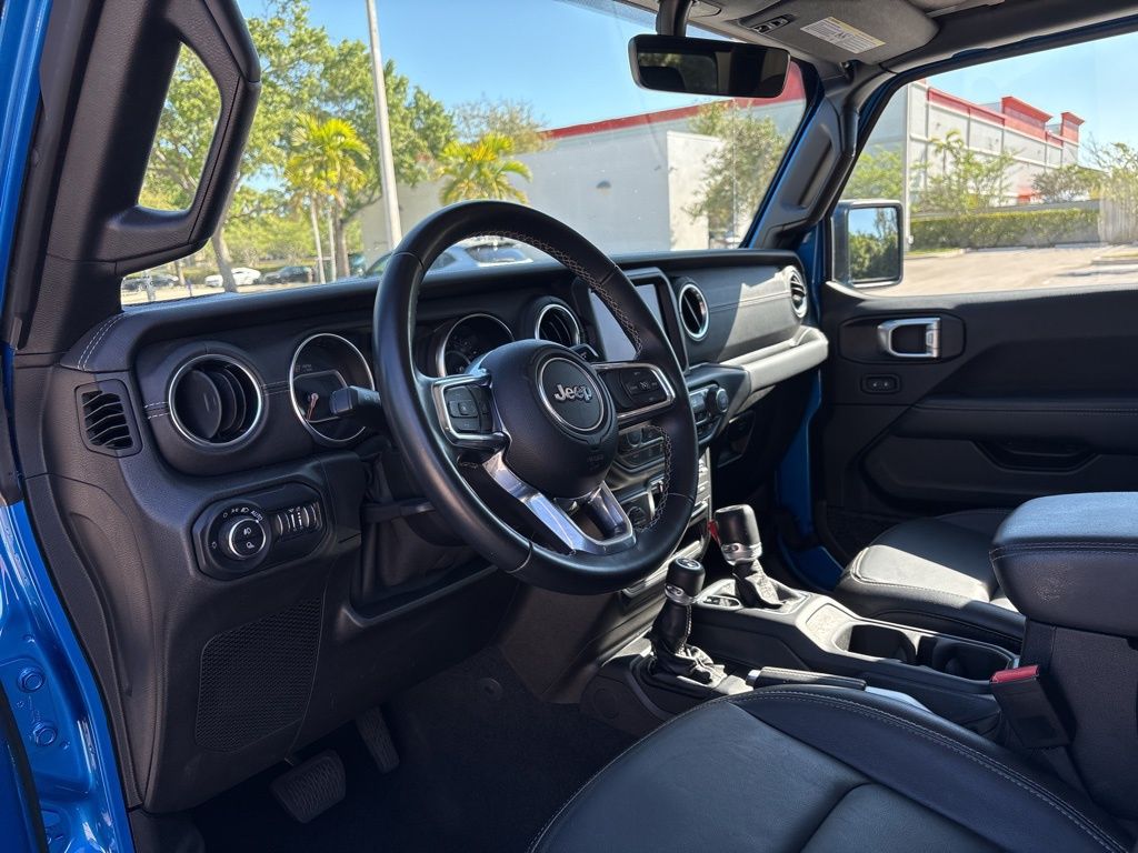 Thumbnail: 2021 Jeep Gladiator - 11