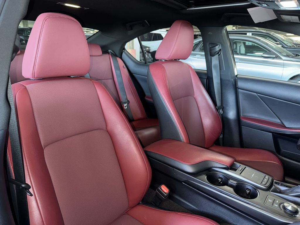 Thumbnail: 2024 Lexus IS - 27