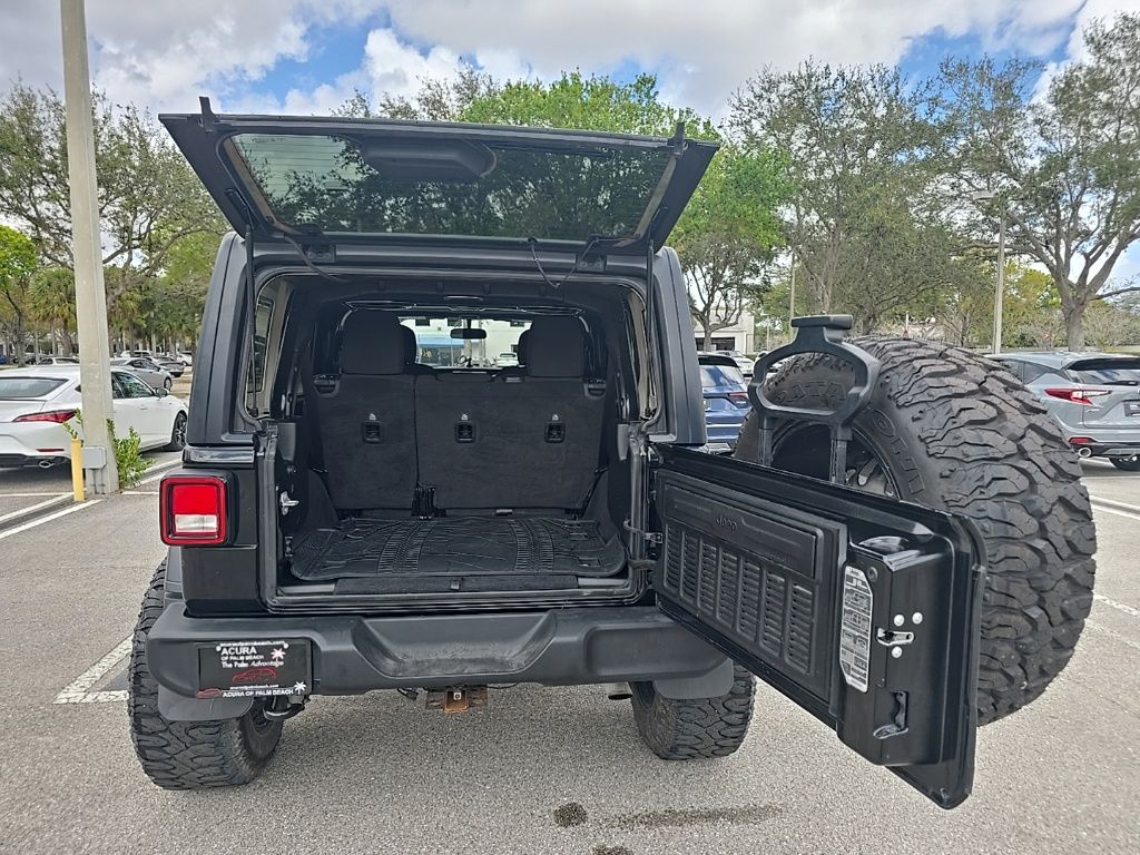 Thumbnail: 2020 Jeep Wrangler - 15