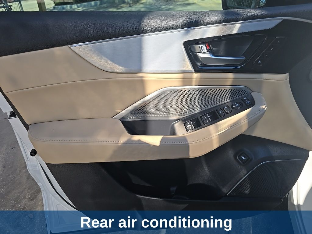 Thumbnail: 2023 Acura MDX - 15