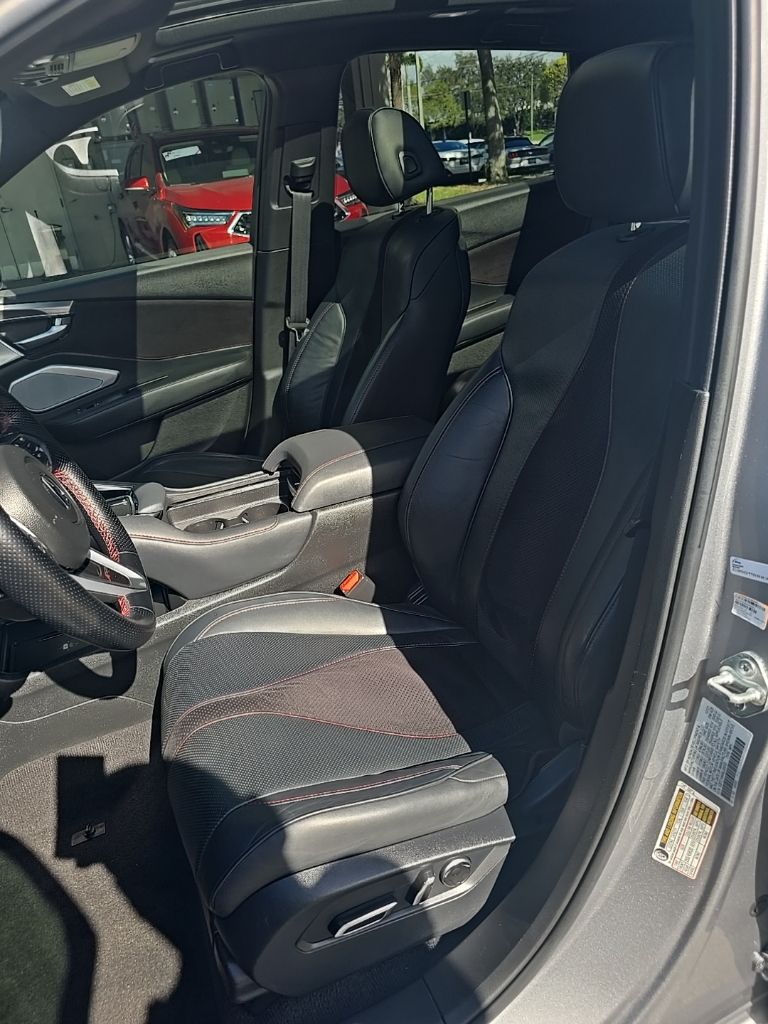 Thumbnail: 2022 Acura RDX - 25