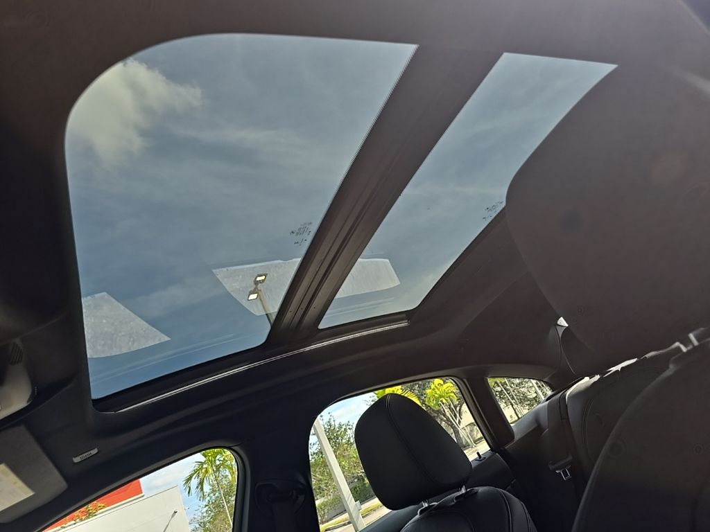 Thumbnail: 2024 BMW 2 Series - 25