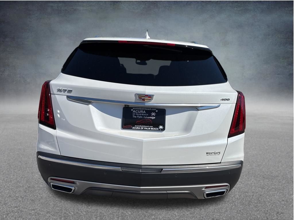 Thumbnail: 2022 Cadillac XT5 - 4