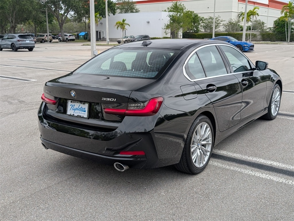 Thumbnail: 2024 BMW 3 Series - 7
