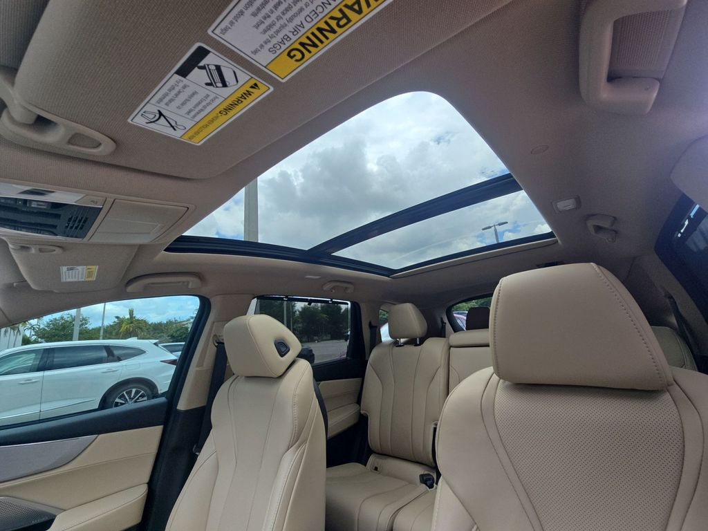 Thumbnail: 2024 Acura MDX - 24