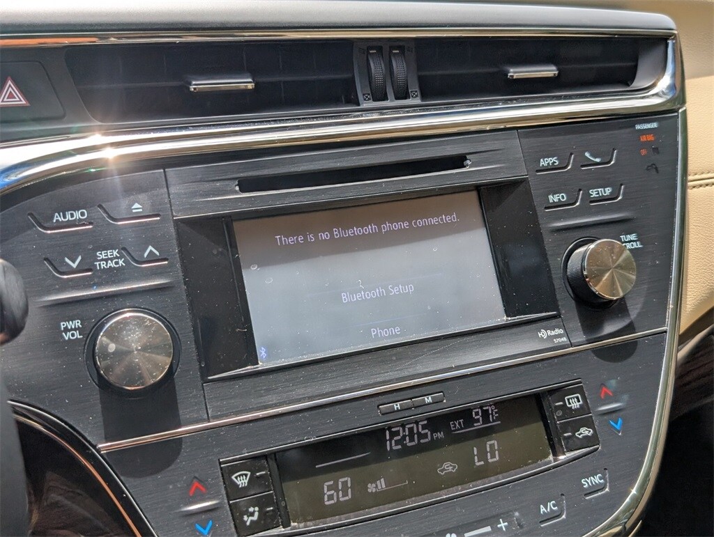 Thumbnail: 2014 Toyota Avalon - 19