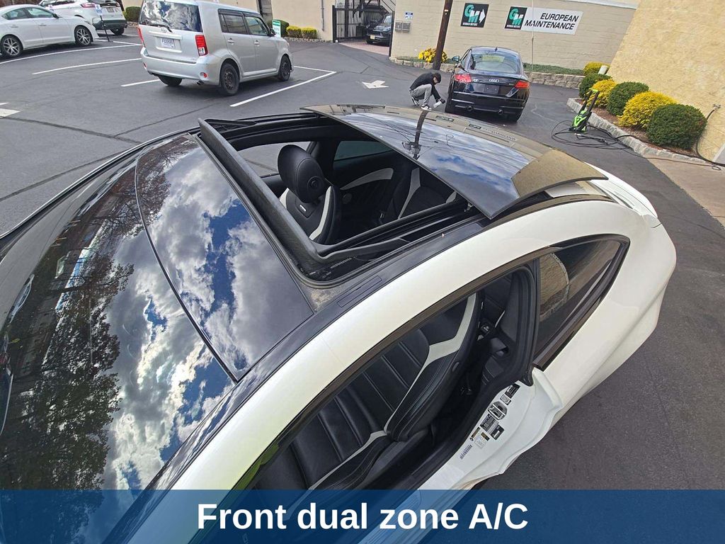 Thumbnail: 2020 Mercedes-Benz C-Class - 11