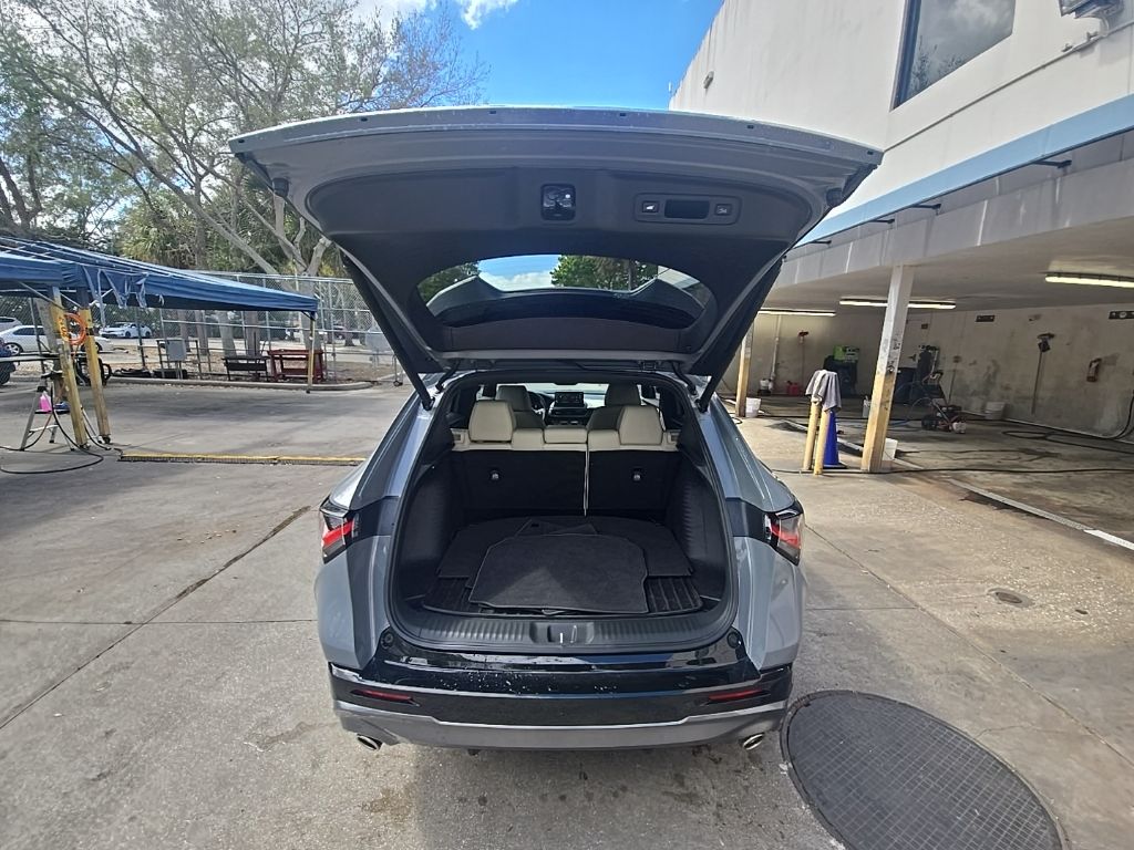 Thumbnail: 2025 Acura ADX - 28