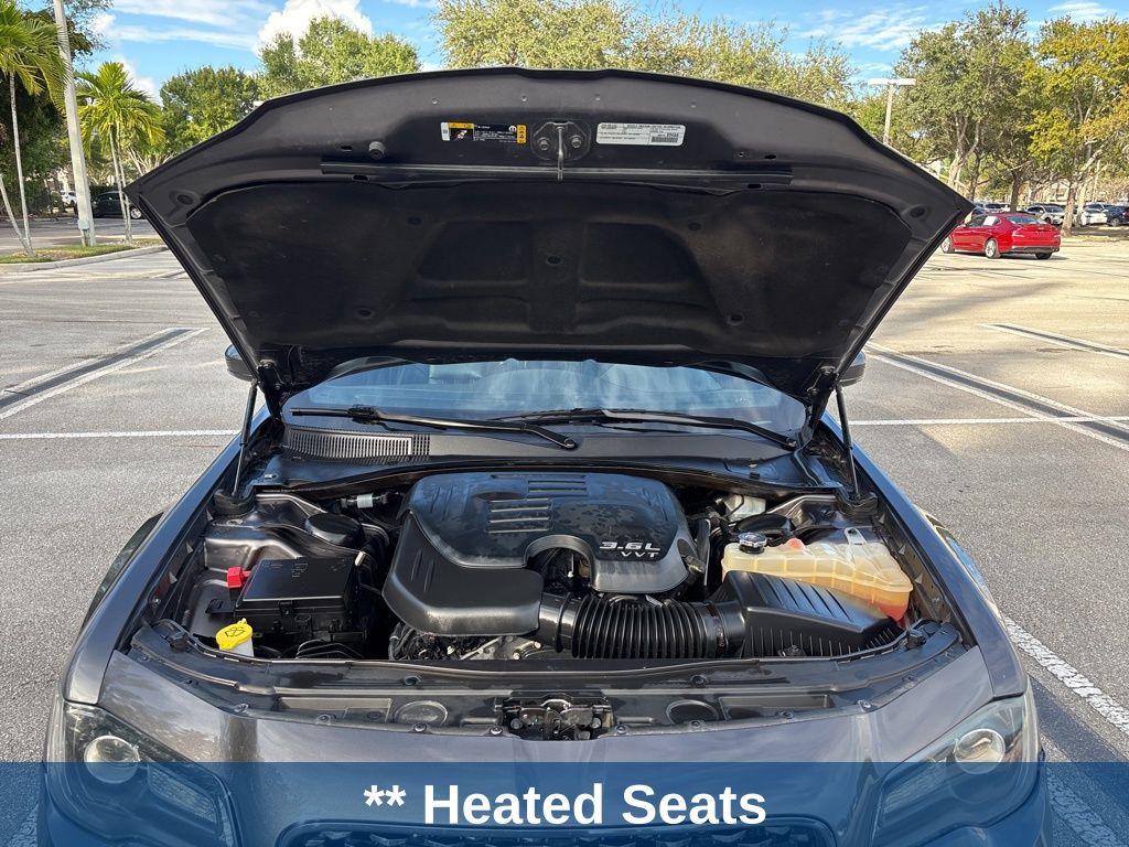 Thumbnail: 2023 Chrysler 300 - 13