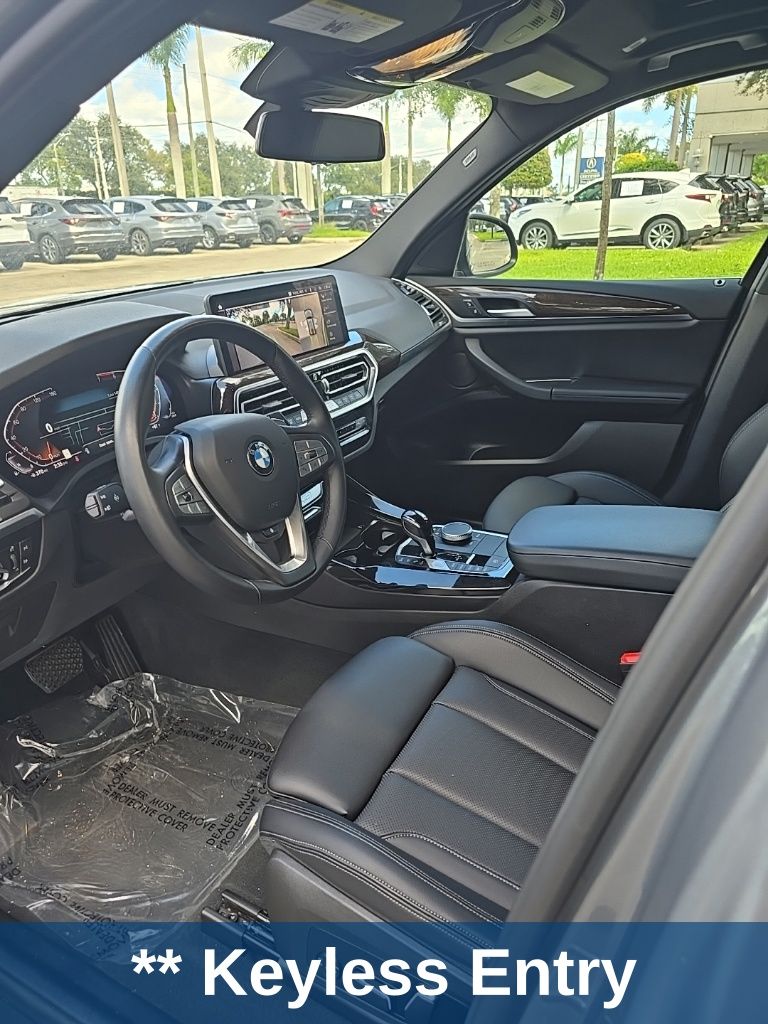 Thumbnail: 2024 BMW X3 - 14